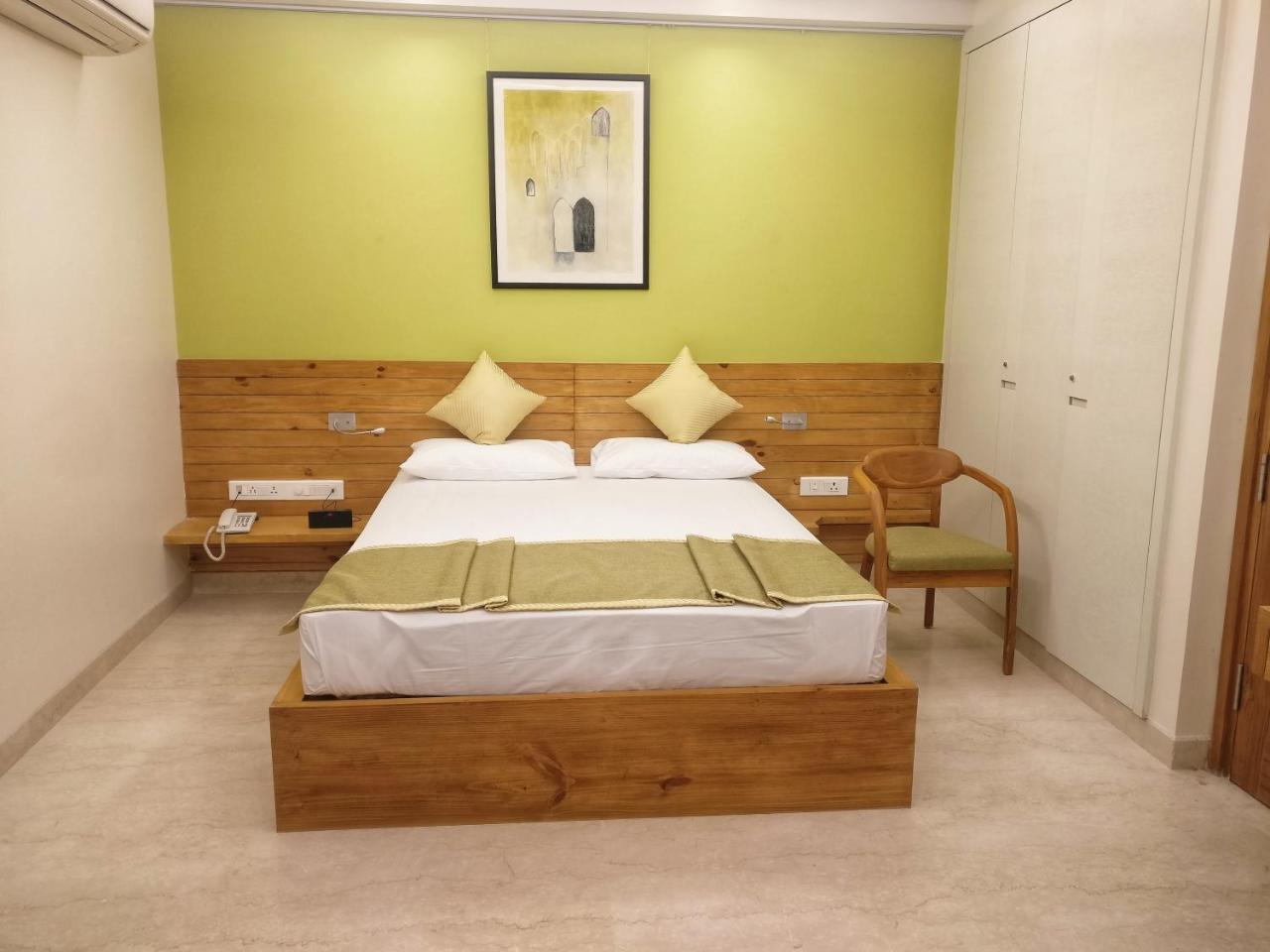 Arman, The Green B&B Nueva Delhi Exterior foto